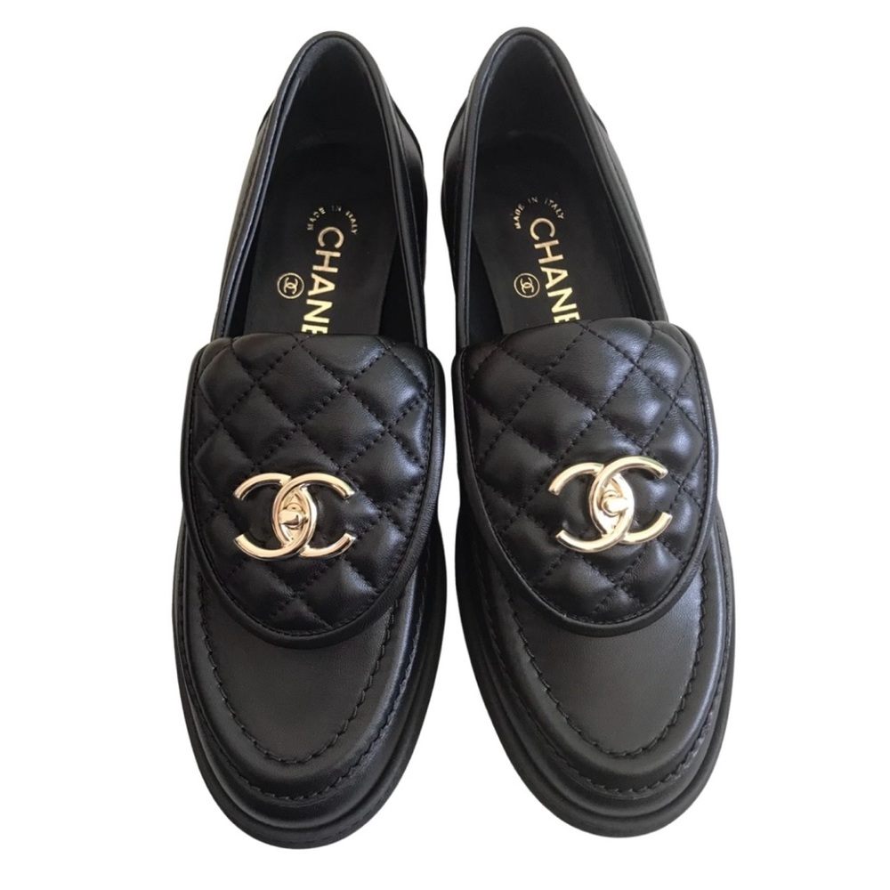 Sold💕 Bnib Chanel tab loafer size 38